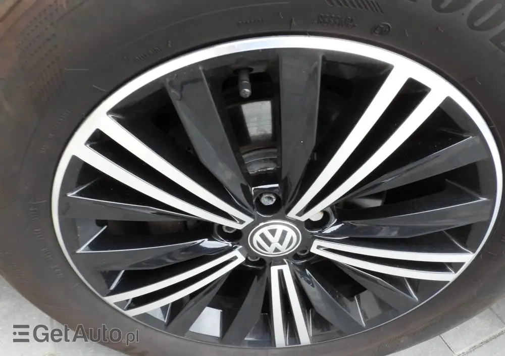 VOLKSWAGEN Tiguan 2.0 TDI SCR DSG IQ.DRIVE