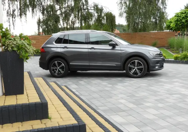 VOLKSWAGEN Tiguan 2.0 TDI SCR DSG IQ.DRIVE