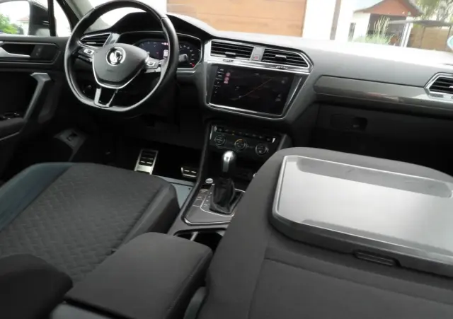 VOLKSWAGEN Tiguan 2.0 TDI SCR DSG IQ.DRIVE