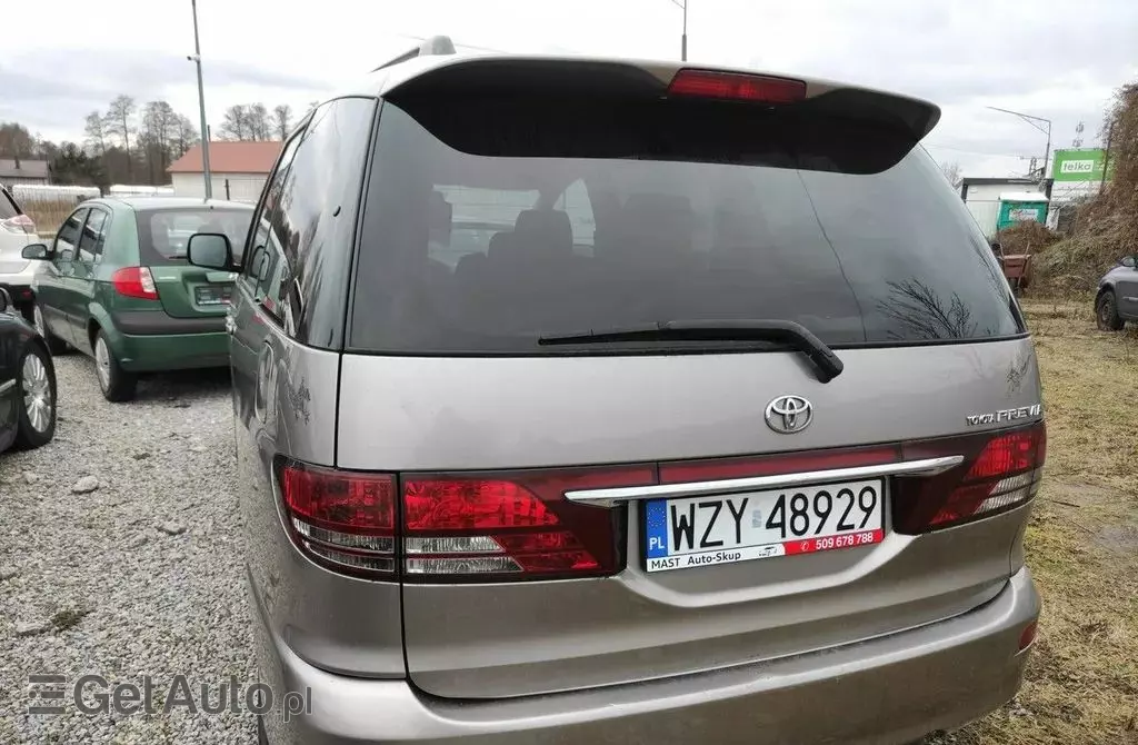 TOYOTA Previa 