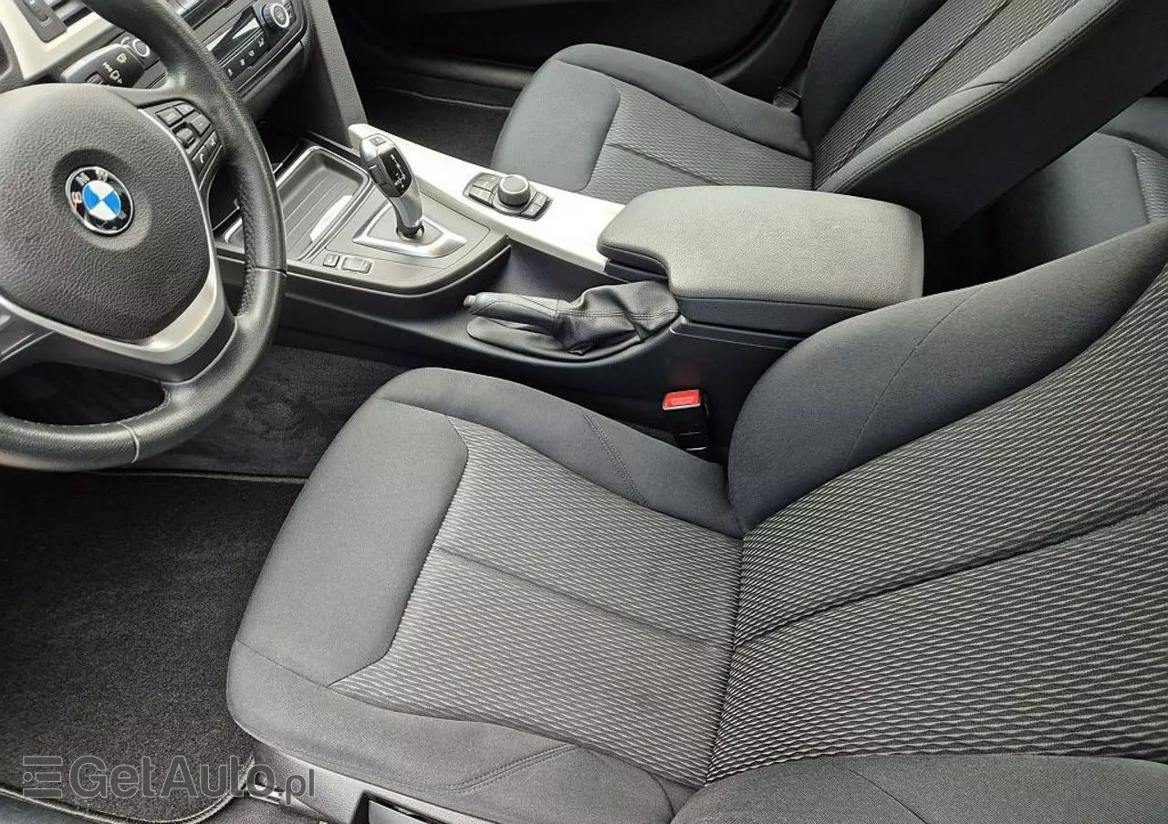 BMW Seria 3 320d Efficient Dynamic Edition