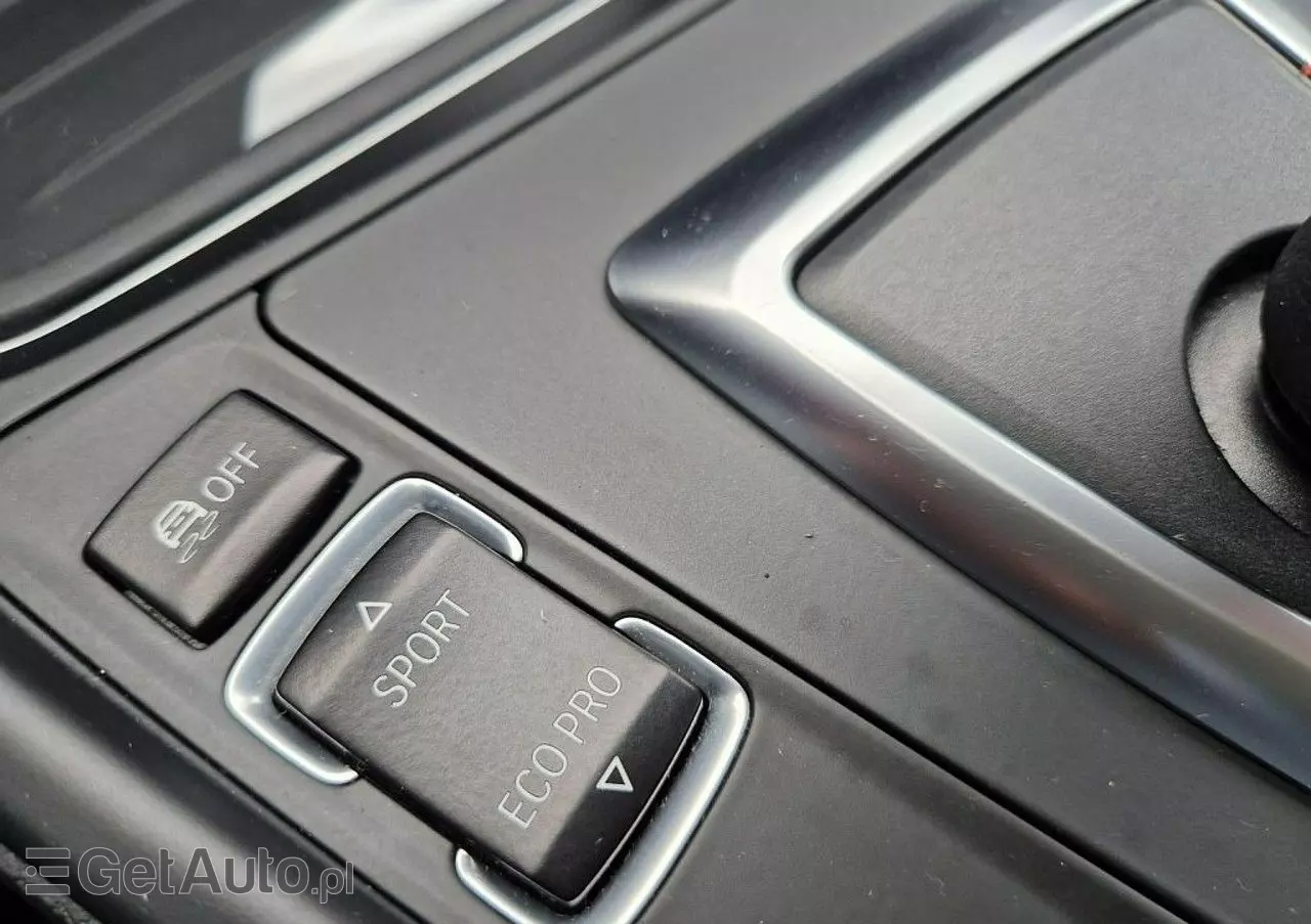 BMW Seria 3 320d Efficient Dynamic Edition