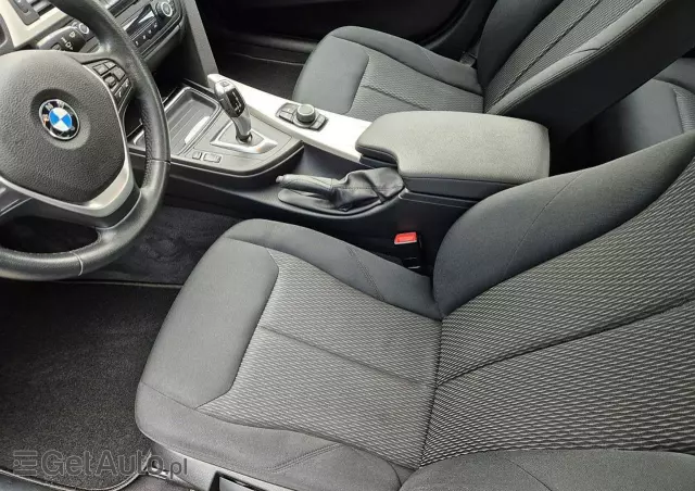 BMW Seria 3 320d Efficient Dynamic Edition