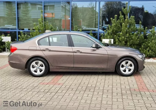 BMW Seria 3 320d Efficient Dynamic Edition