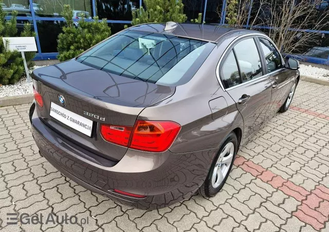 BMW Seria 3 320d Efficient Dynamic Edition