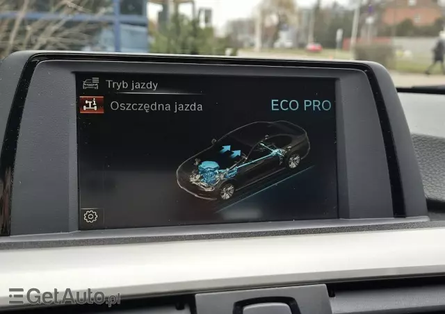 BMW Seria 3 320d Efficient Dynamic Edition