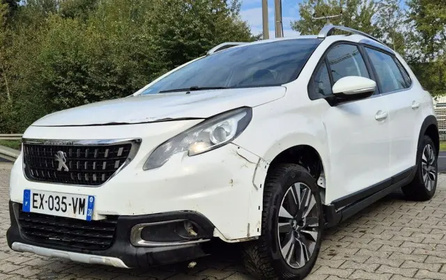 PEUGEOT 2008 PureTech 110 Stop&Start Allure