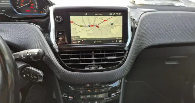 PEUGEOT 2008 PureTech 110 Stop&Start Allure