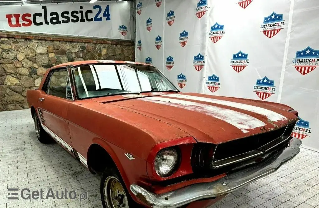 FORD Mustang 