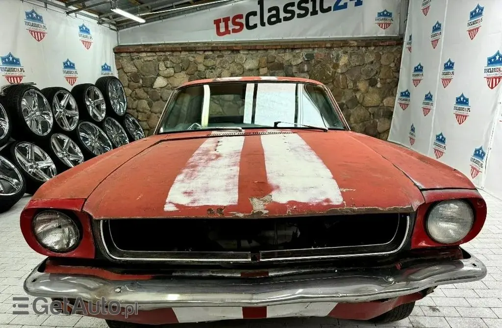 FORD Mustang 