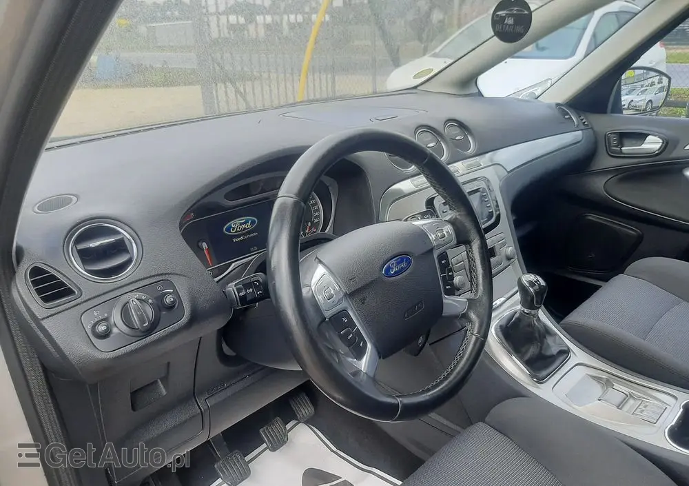 FORD S-Max 2.0 FF Titanium