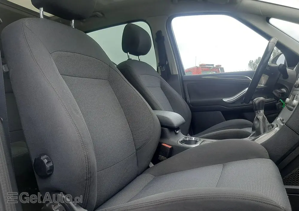 FORD S-Max 2.0 FF Titanium