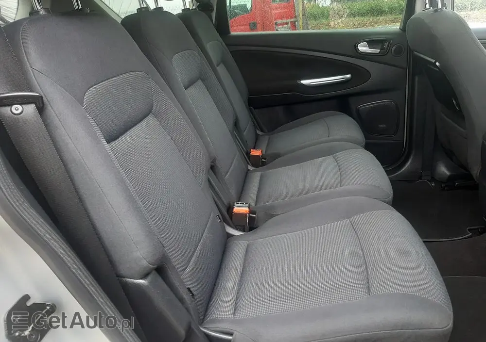 FORD S-Max 2.0 FF Titanium