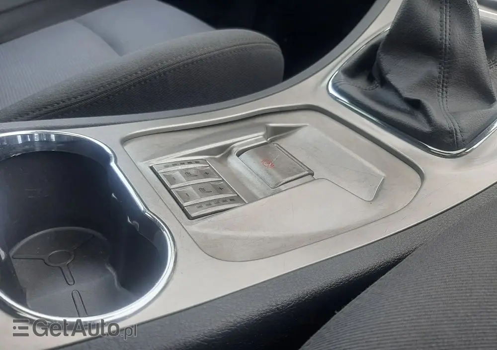 FORD S-Max 2.0 FF Titanium