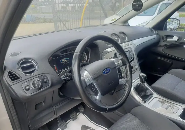 FORD S-Max 2.0 FF Titanium