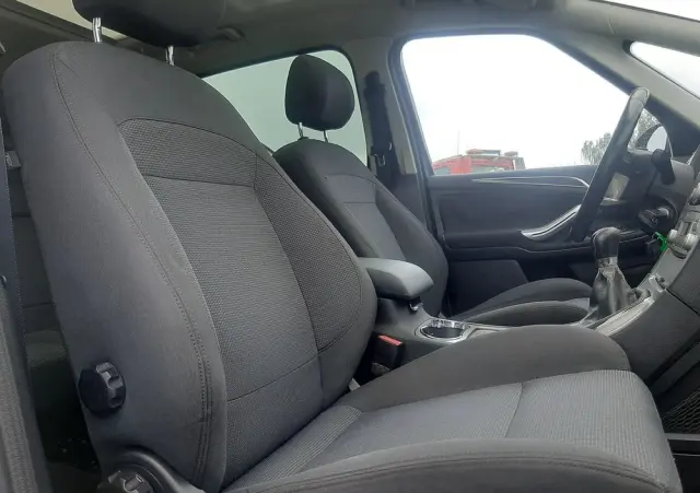 FORD S-Max 2.0 FF Titanium