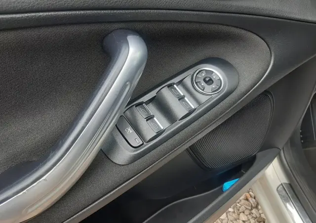 FORD S-Max 2.0 FF Titanium