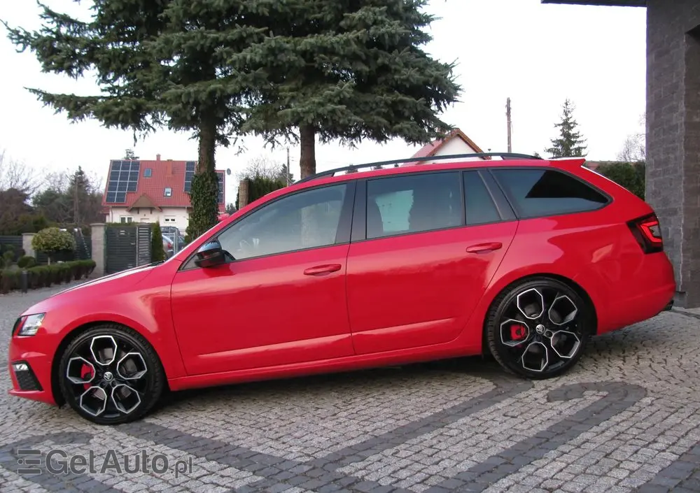 SKODA Octavia 2.0 TSI DSG RS 245