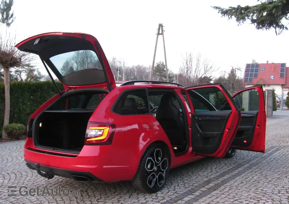 SKODA Octavia 2.0 TSI DSG RS 245