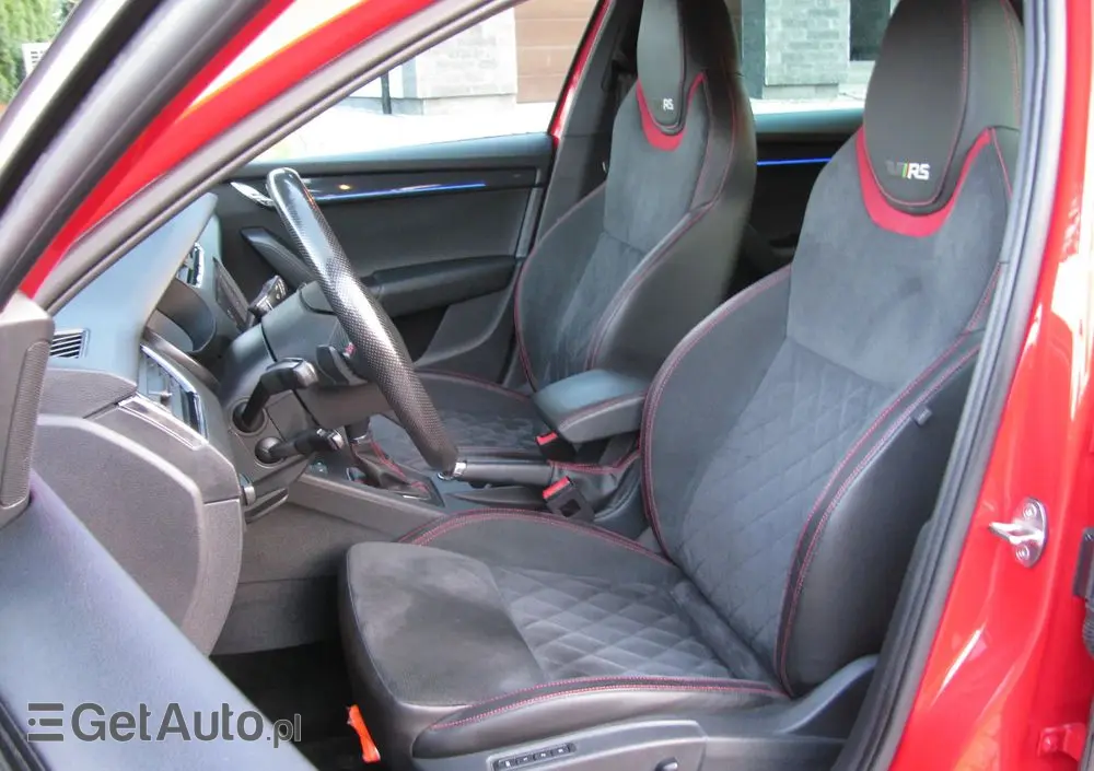 SKODA Octavia 2.0 TSI DSG RS 245