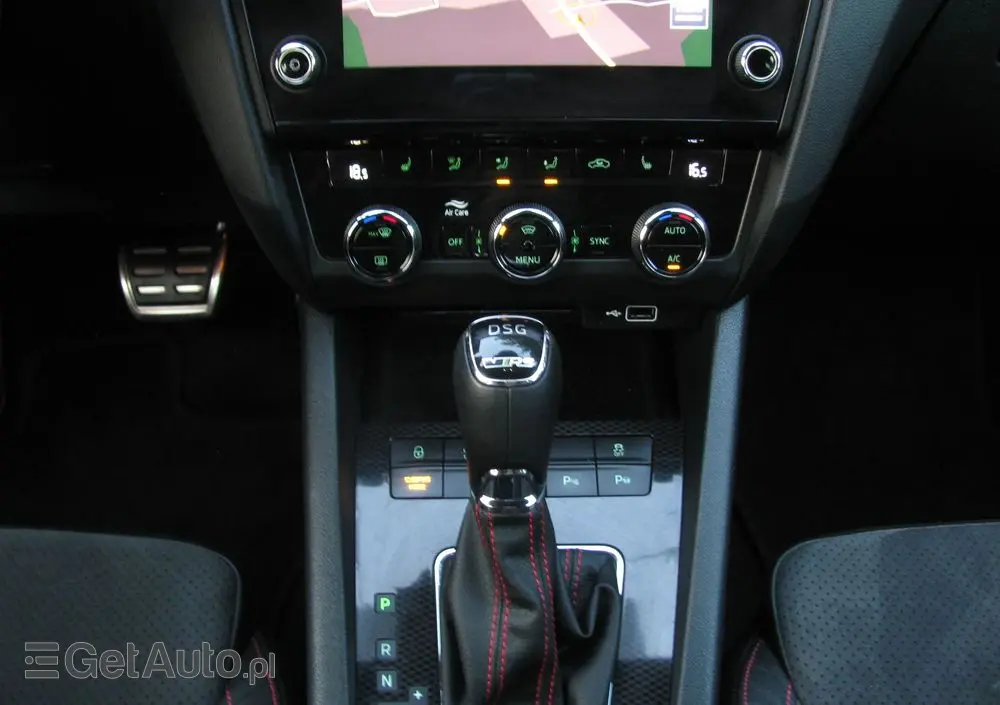 SKODA Octavia 2.0 TSI DSG RS 245