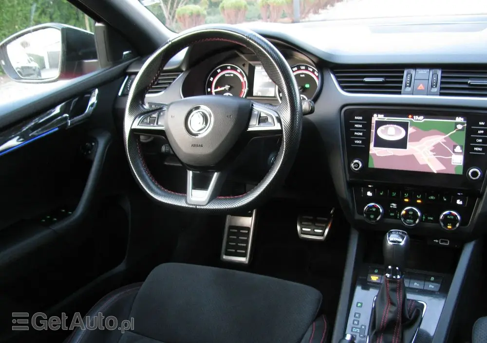 SKODA Octavia 2.0 TSI DSG RS 245