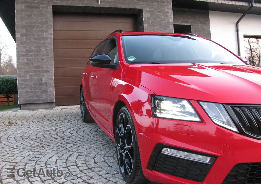 SKODA Octavia 2.0 TSI DSG RS 245