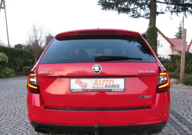 SKODA Octavia 2.0 TSI DSG RS 245