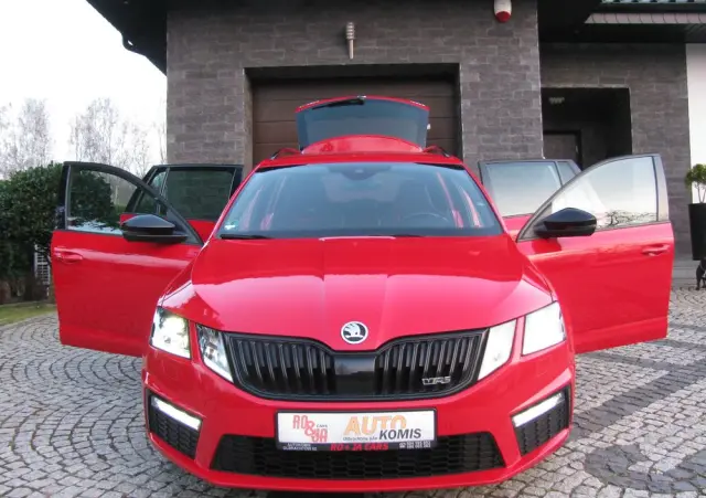 SKODA Octavia 2.0 TSI DSG RS 245