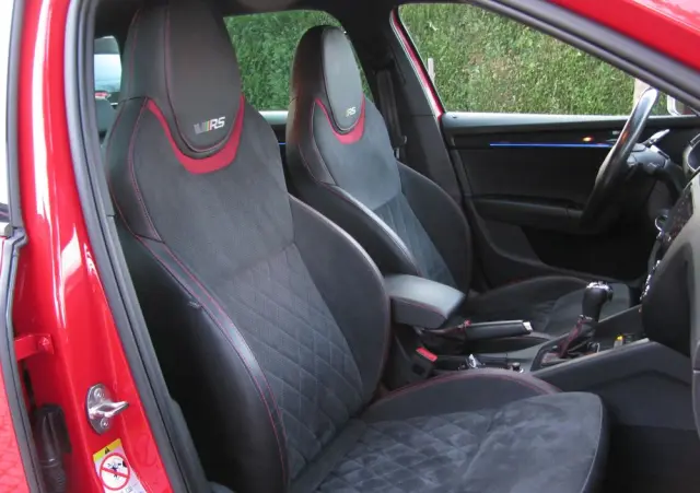 SKODA Octavia 2.0 TSI DSG RS 245