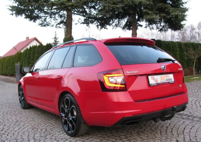SKODA Octavia 2.0 TSI DSG RS 245