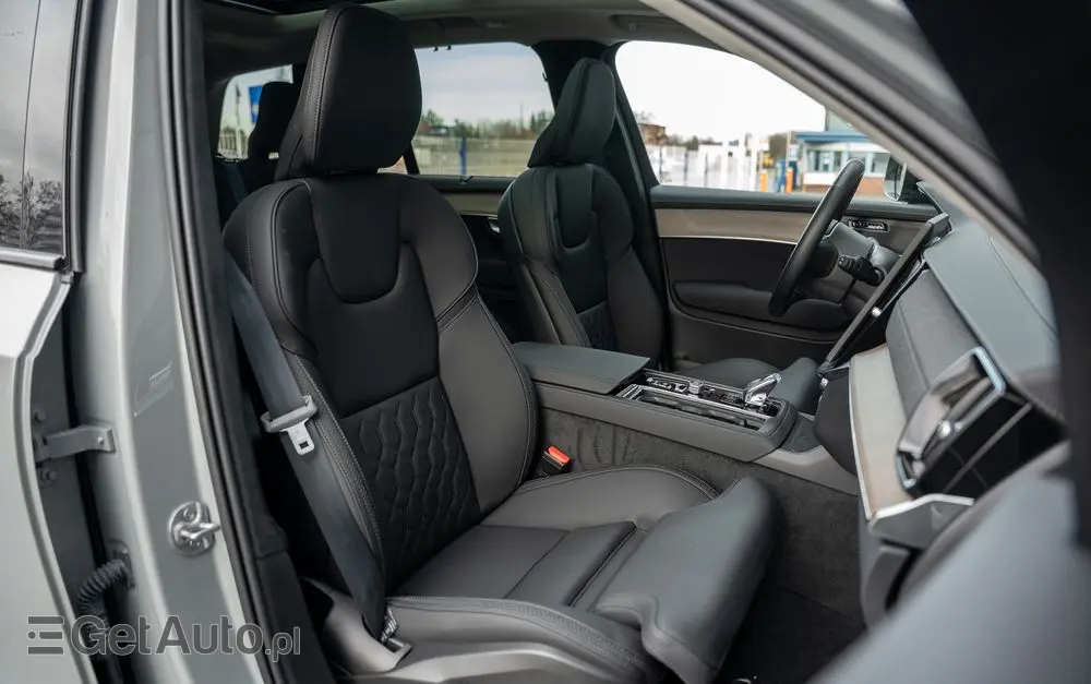 VOLVO XC 90 T8 AWD Plus Dark