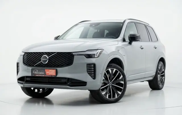 VOLVO XC 90 T8 AWD Plus Dark