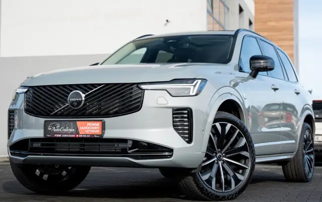 VOLVO XC 90 T8 AWD Plus Dark