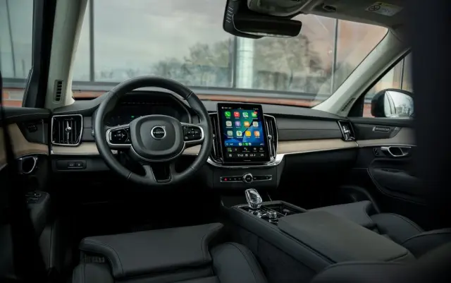 VOLVO XC 90 T8 AWD Plus Dark