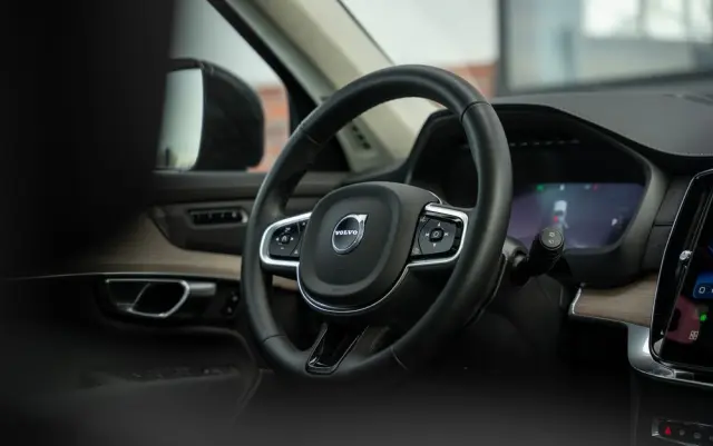VOLVO XC 90 T8 AWD Plus Dark