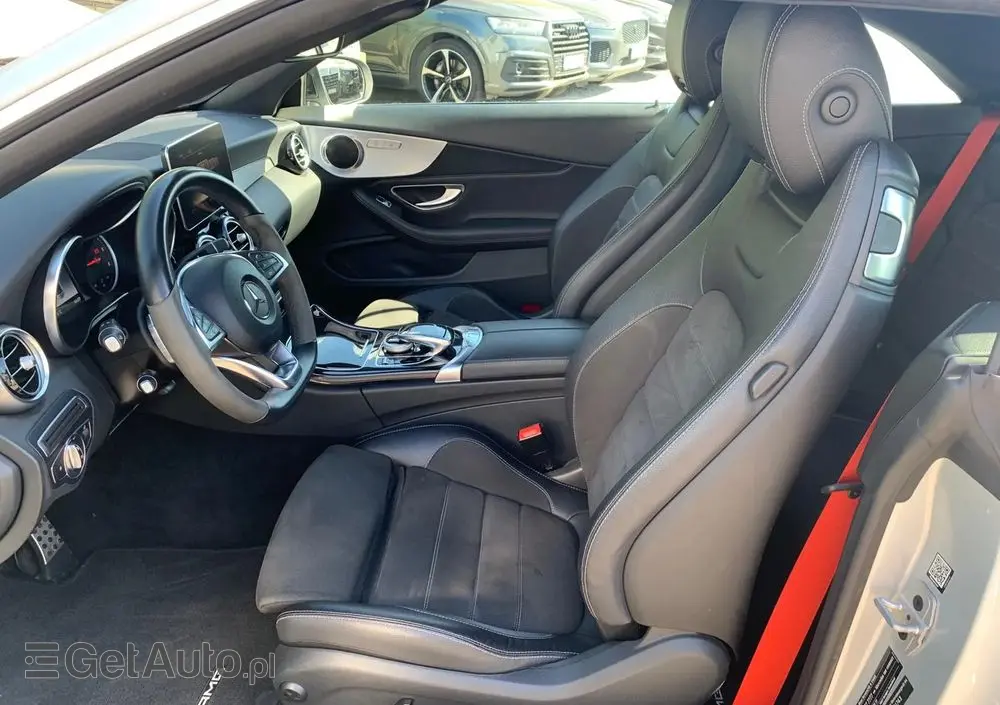 MERCEDES-BENZ Klasa C 220 d Cabrio 9G-TRONIC Night Edition
