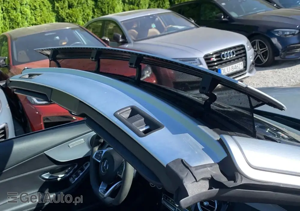 MERCEDES-BENZ Klasa C 220 d Cabrio 9G-TRONIC Night Edition