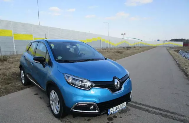RENAULT Captur 