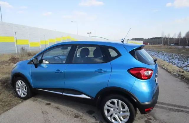 RENAULT Captur 