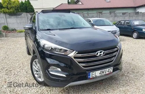 HYUNDAI Tucson 