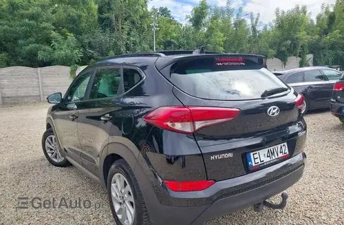 HYUNDAI Tucson 
