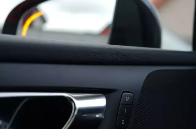 VOLVO S60 T8 Recharge AWD Geartronic RDesign