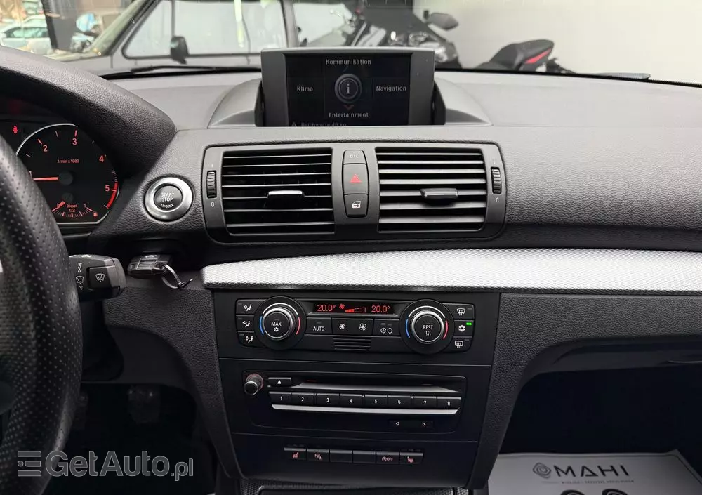 BMW Seria 1 118d DPF Edition Sport