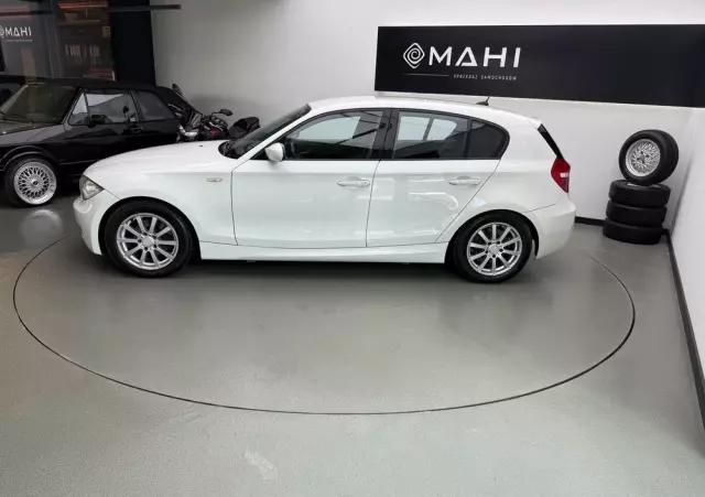 BMW Seria 1 118d DPF Edition Sport