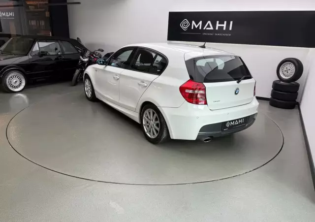 BMW Seria 1 118d DPF Edition Sport