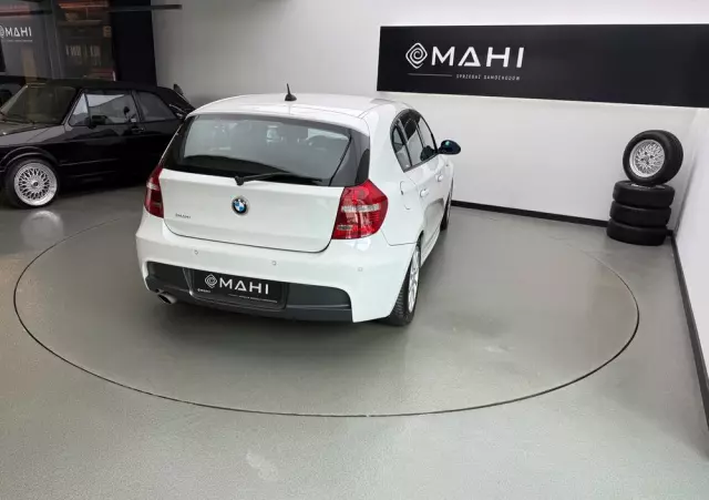 BMW Seria 1 118d DPF Edition Sport