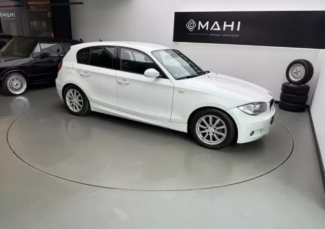 BMW Seria 1 118d DPF Edition Sport