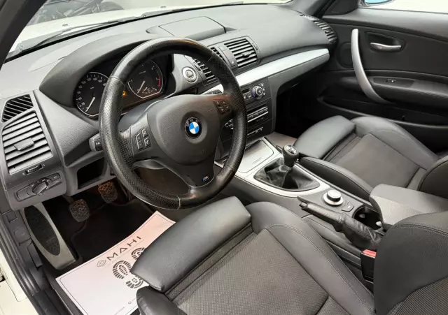BMW Seria 1 118d DPF Edition Sport