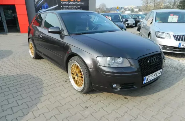 AUDI A3 